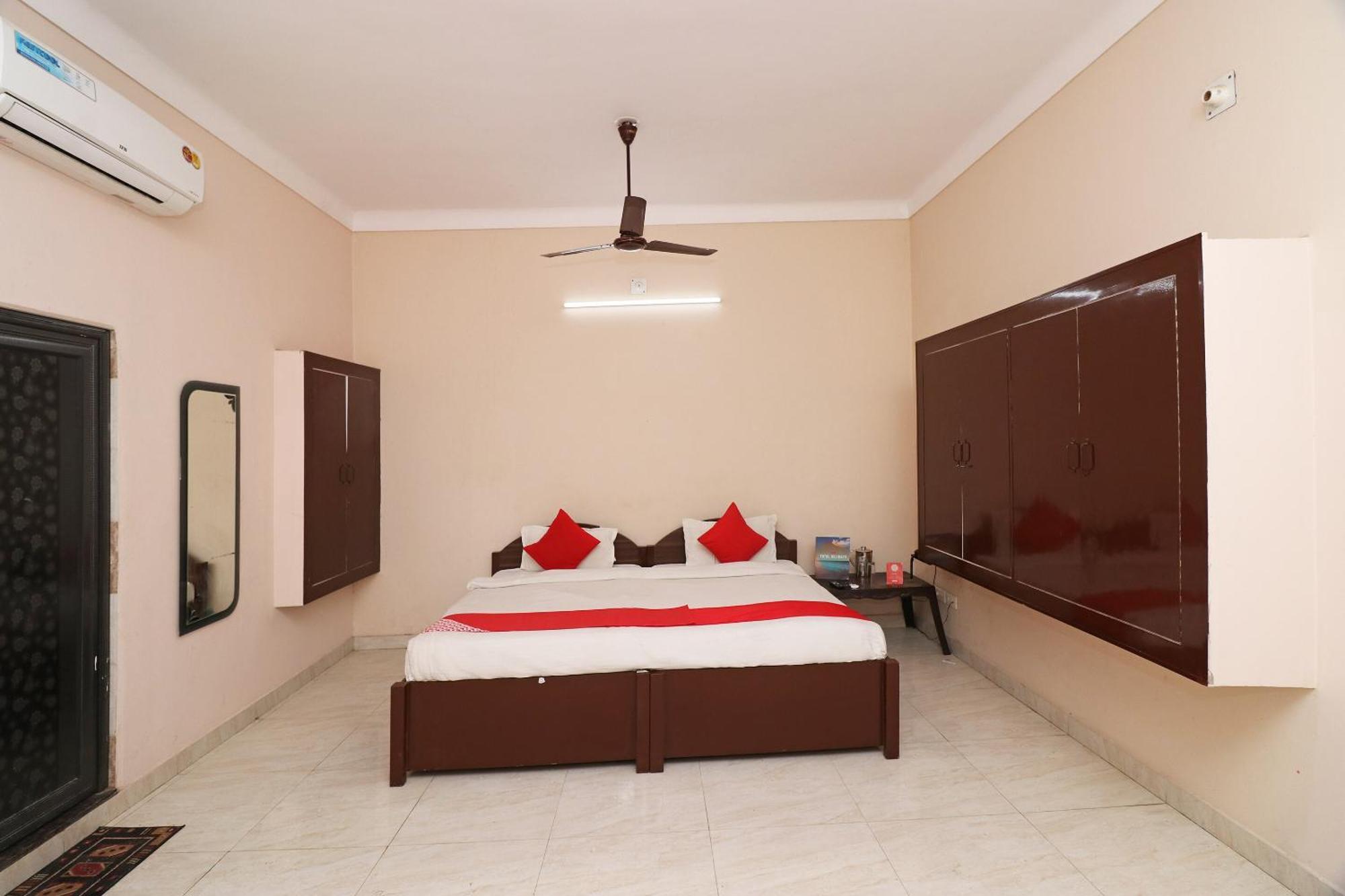 Flagship Chandra Prabha Guest House Varanasi Exterior foto